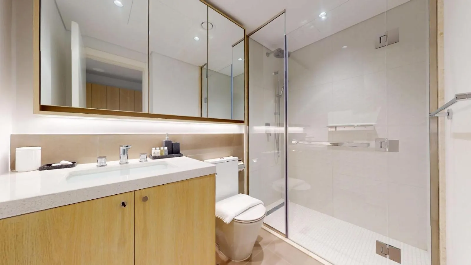 Apartment Belgravia Heights - Modern Studio With City View Dubai