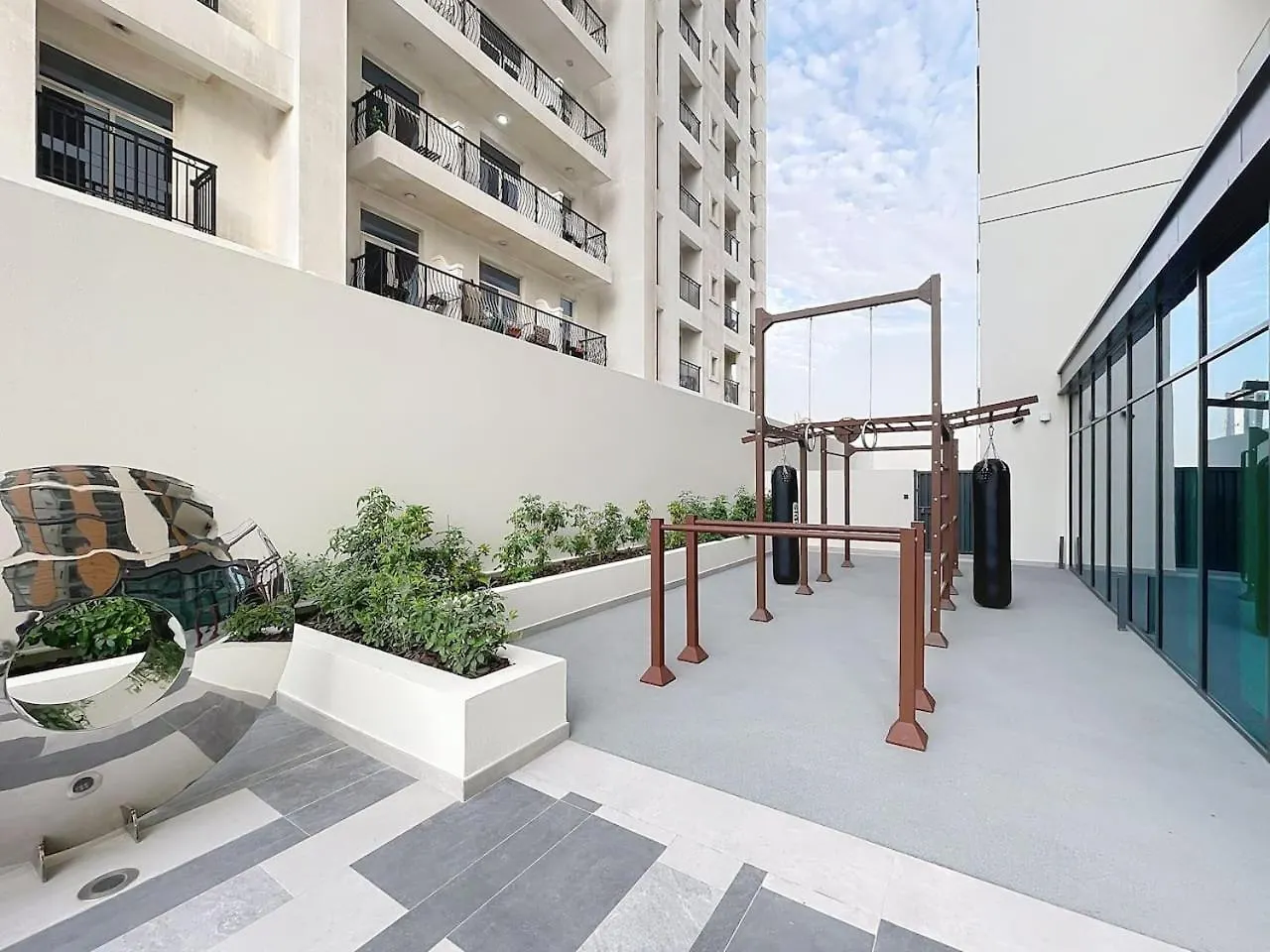 Belgravia Heights - Modern Studio With City View Dubai 0*,